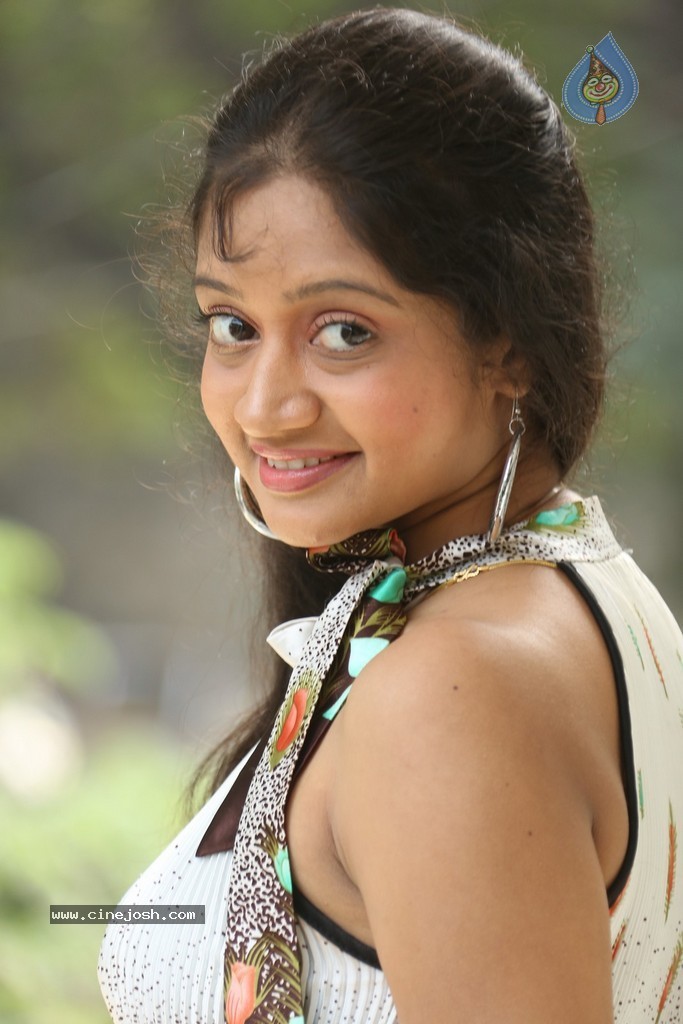 Sandeepthi Latest Stills - 72 / 107 photos