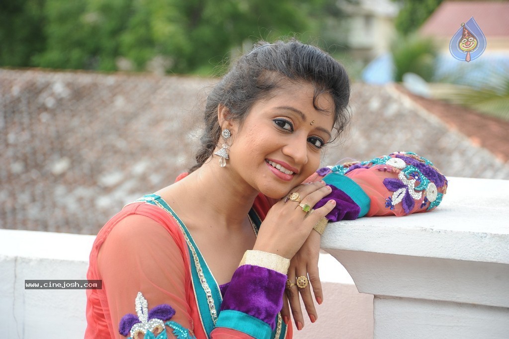 Sandeepthi New Pics - 17 / 95 photos