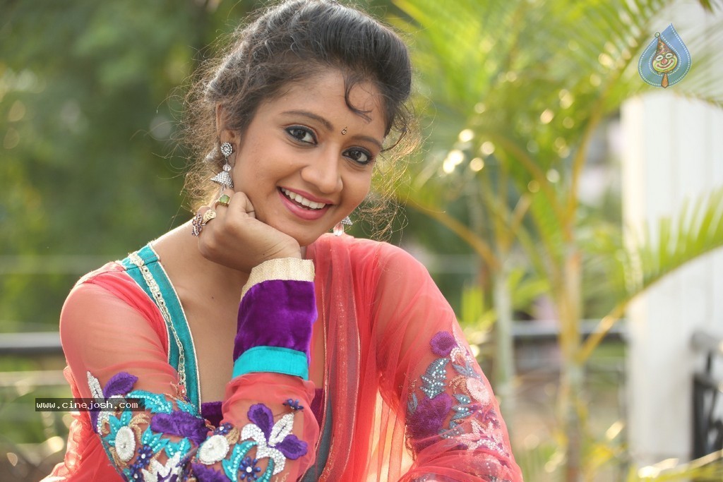 Sandeepthi New Pics - 57 / 95 photos