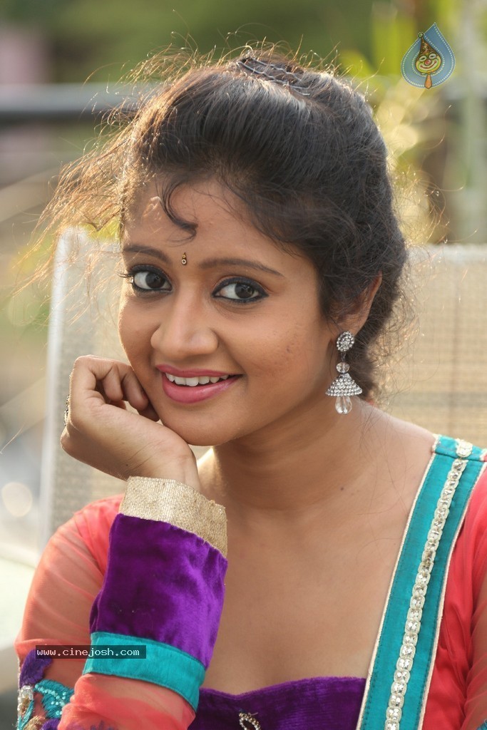 Sandeepthi New Pics - 91 / 95 photos