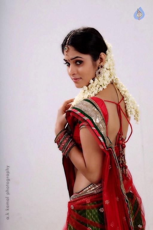 Saniyadhara New Photos - 9 / 12 photos