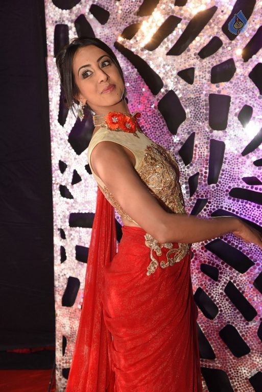 Sanjjanaa Latest Photos - 32 / 36 photos