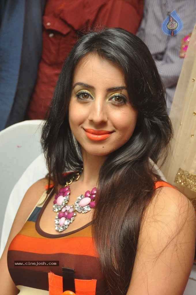 Sanjjanaa Latest Stills - 61 / 71 photos