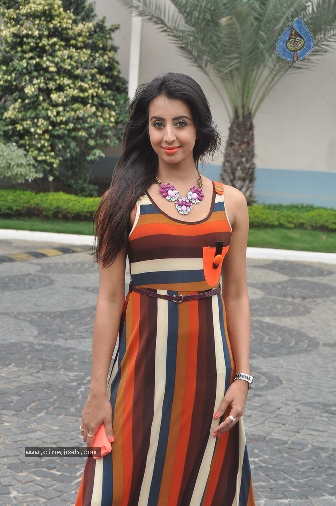 Sanjjanaa Latest Stills - 64 / 71 photos