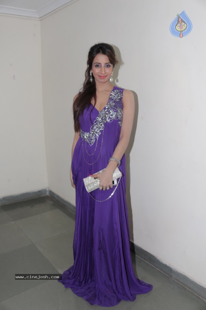 Sanjjanaa Photos - 22 / 31 photos