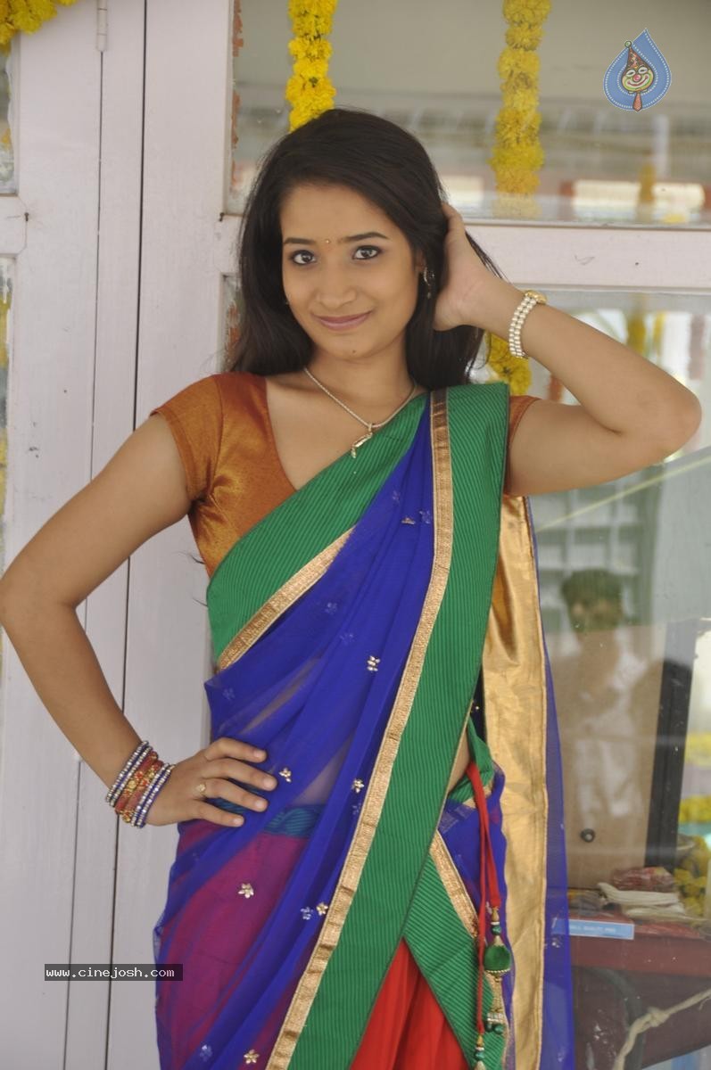 Santoshini Stills - 28 / 41 photos