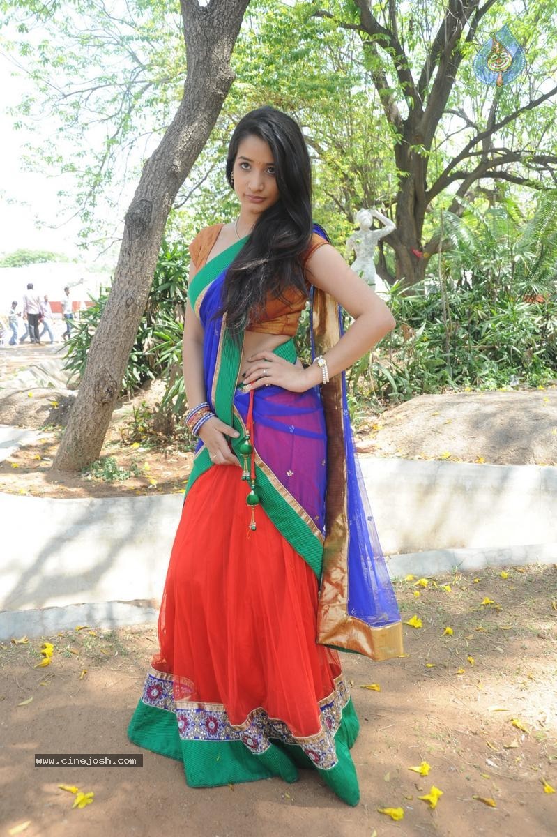 Santoshini Stills - 35 / 41 photos