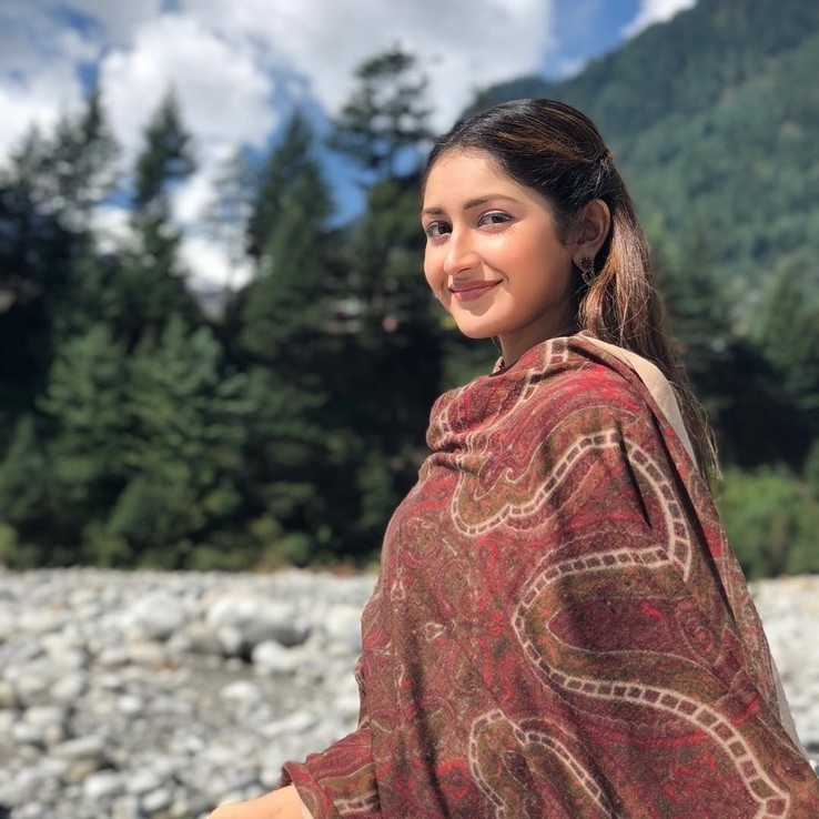 Sayyeshaa Photos - 6 / 12 photos