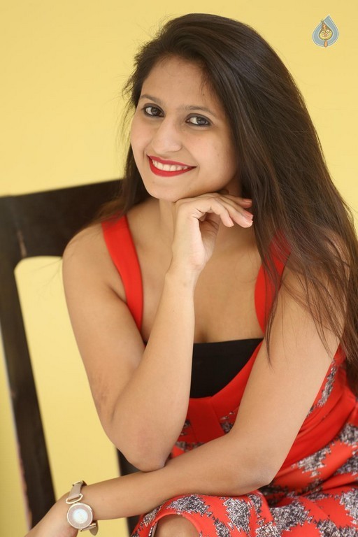 Shaheena New Photos - 37 / 39 photos