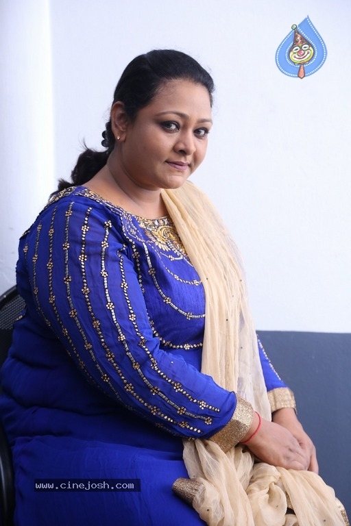 Shakeela Photos - 14 / 17 photos