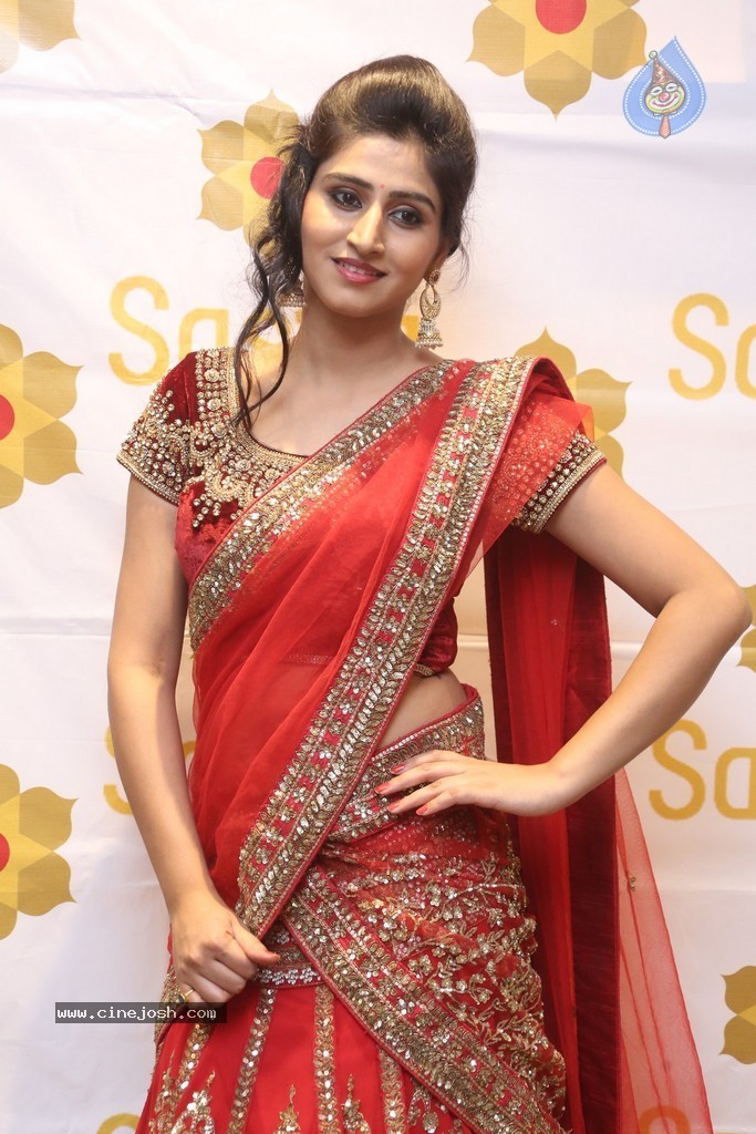 Shamili Gallery - 60 / 131 photos