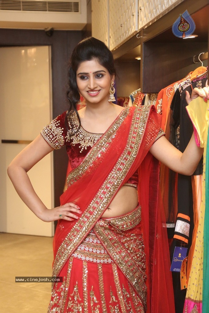 Shamili Gallery - 63 / 131 photos