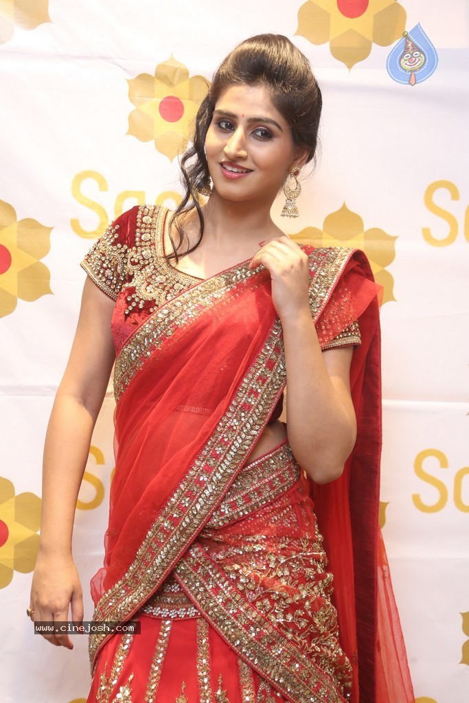 Shamili Gallery - 122 / 131 photos