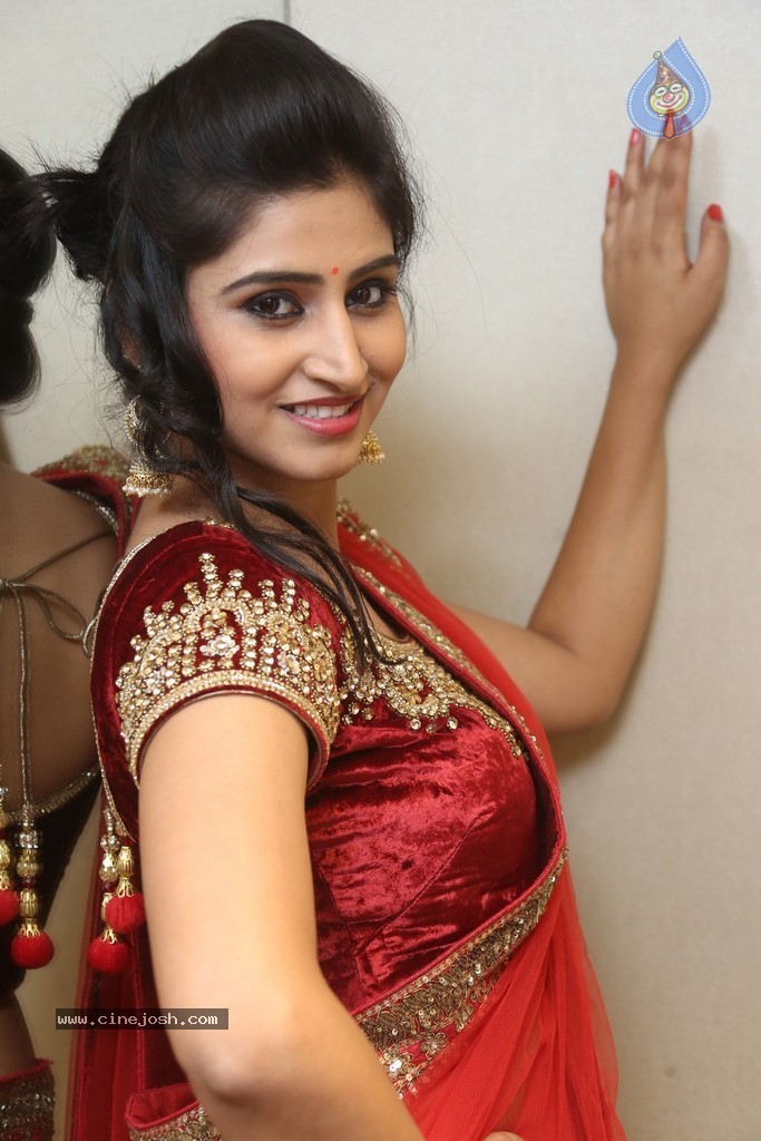 Shamili Gallery - 125 / 131 photos