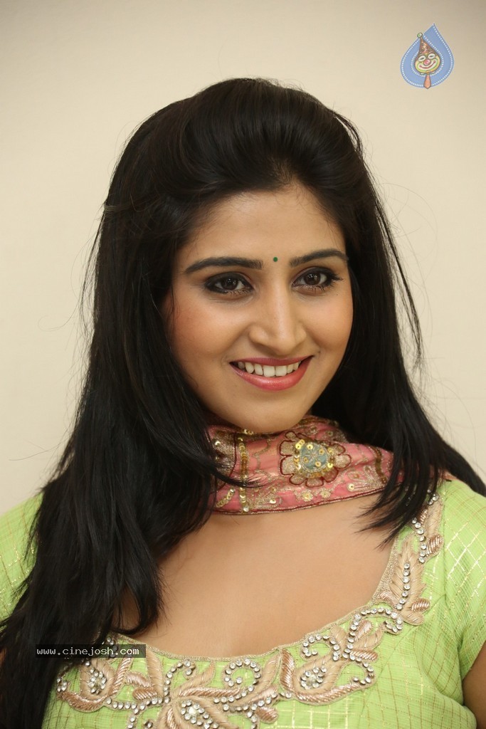 Shamili Gallery - 67 / 68 photos