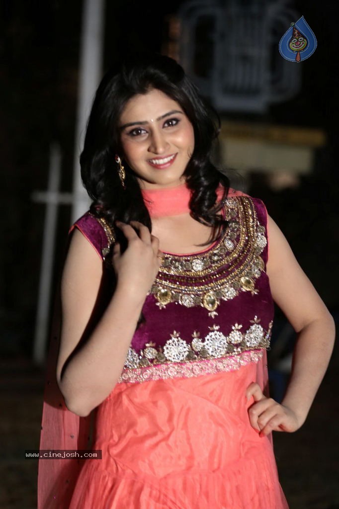 Shamili Gallery - 1 / 63 photos