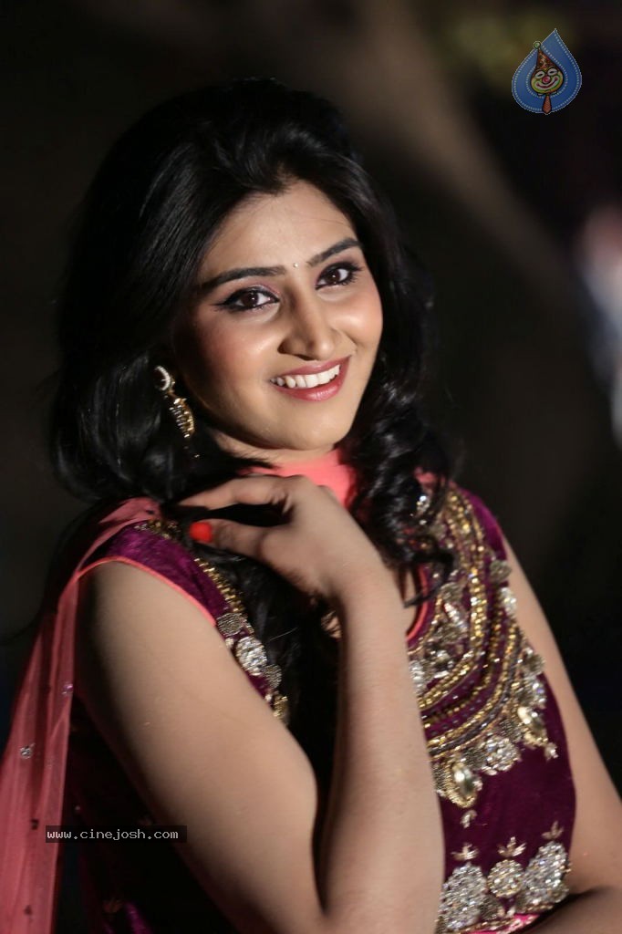 Shamili Gallery - 39 / 63 photos