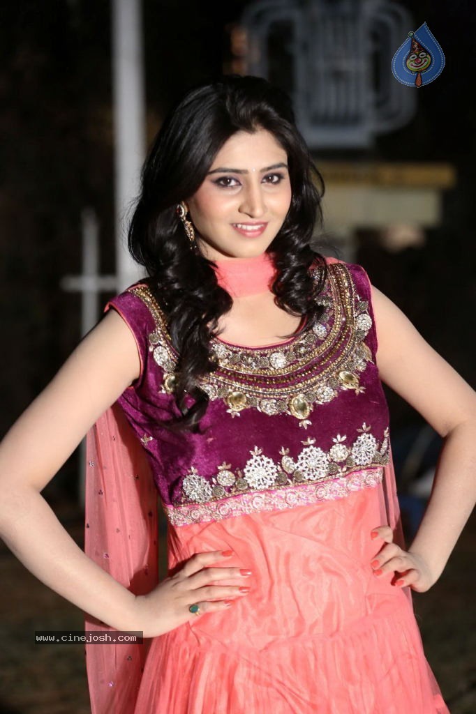 Shamili Gallery - 47 / 63 photos