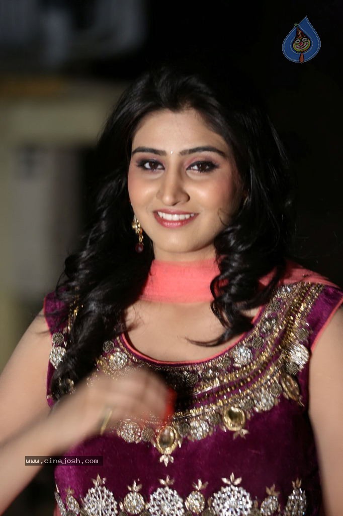 Shamili Gallery - 53 / 63 photos