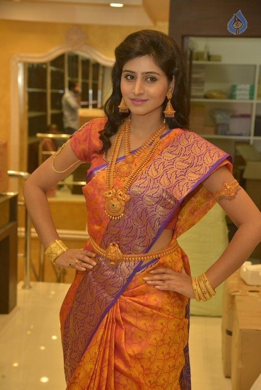 Shamili Latest Gallery - 25 / 30 photos