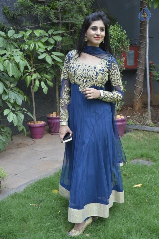 Shamili Latest Photos - 16 / 30 photos