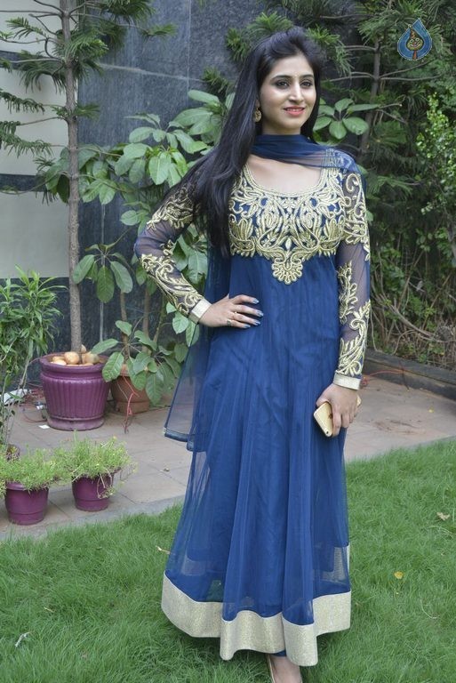 Shamili Latest Photos - 26 / 30 photos