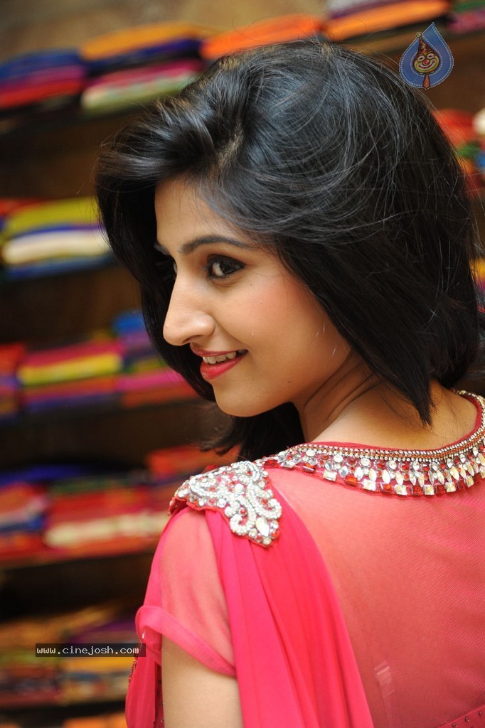 Shamili New Gallery - 55 / 69 photos