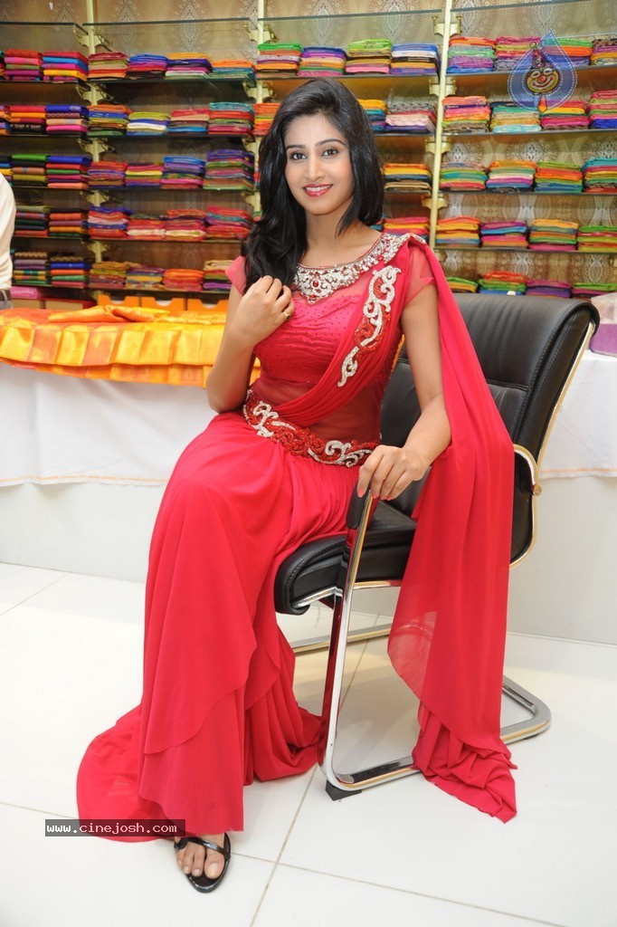 Shamili New Gallery - 60 / 69 photos