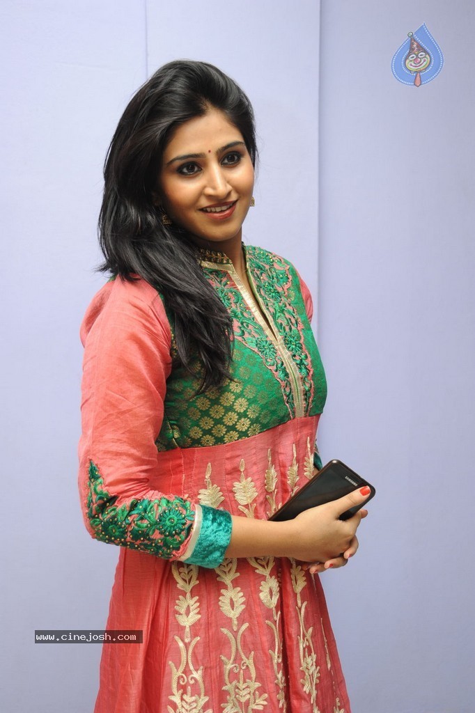 Shamili New Photos - 11 / 29 photos