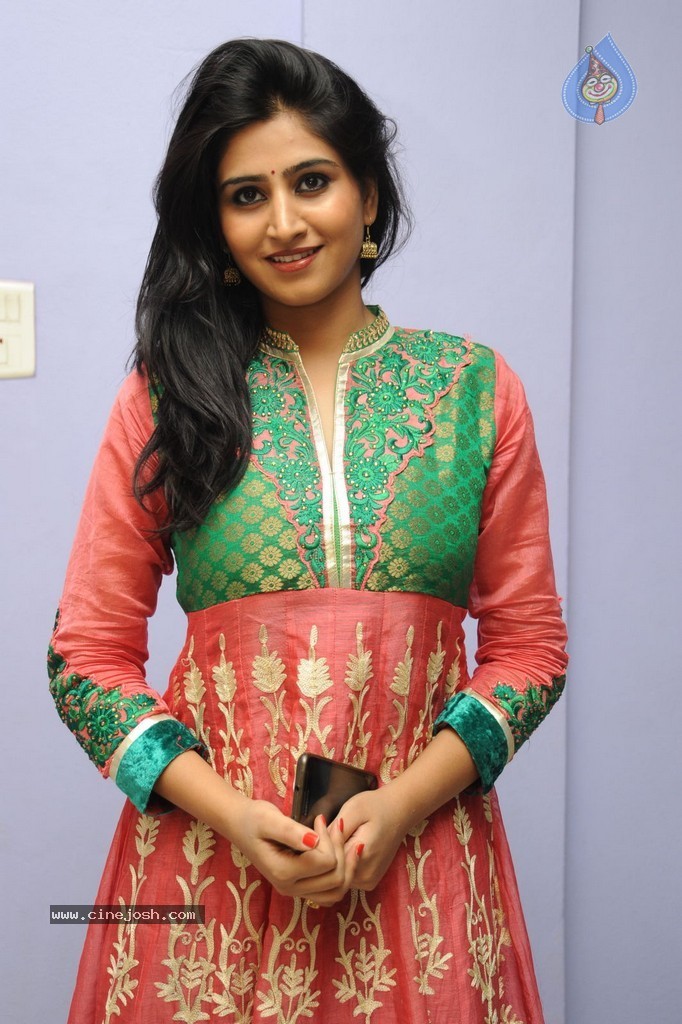 Shamili New Photos - 28 / 29 photos