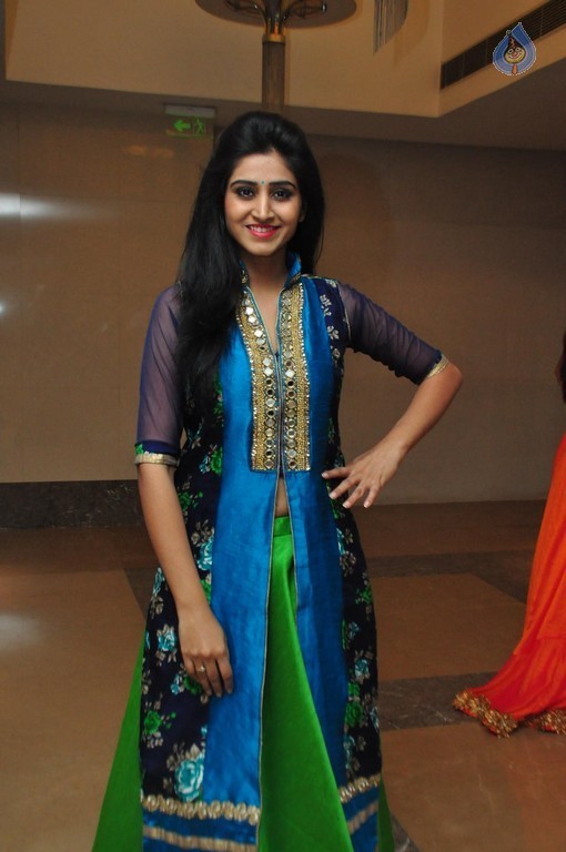 Shamili New Pics - 7 / 31 photos