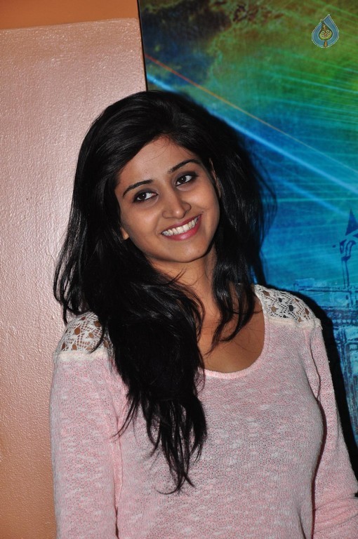 Shamili New Pics - 10 / 21 photos