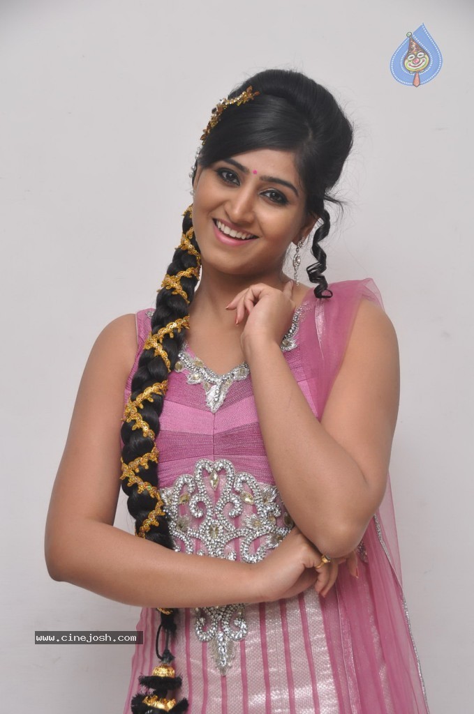 Shamili Stills - 5 / 53 photos