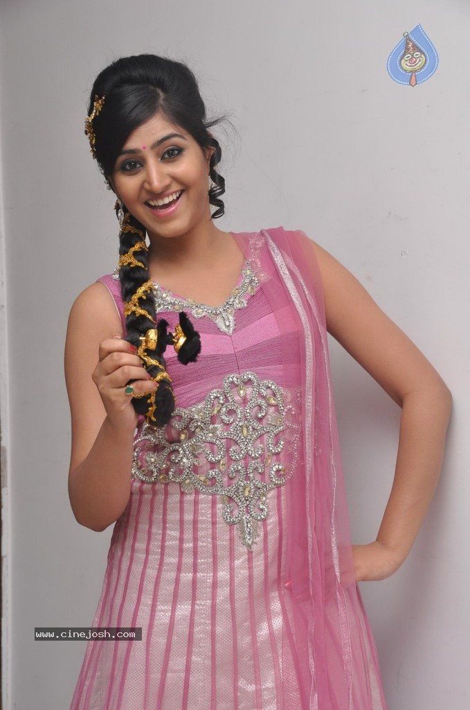 Shamili Stills - 23 / 53 photos