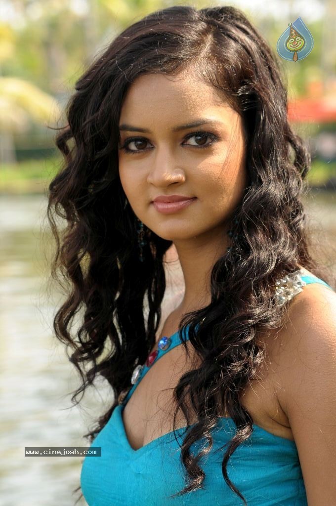 Shanvi Hot Stills - 38 / 63 photos