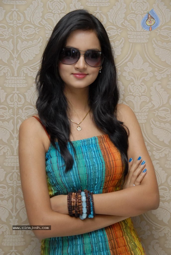 Shanvi Latest Stills - 22 / 56 photos