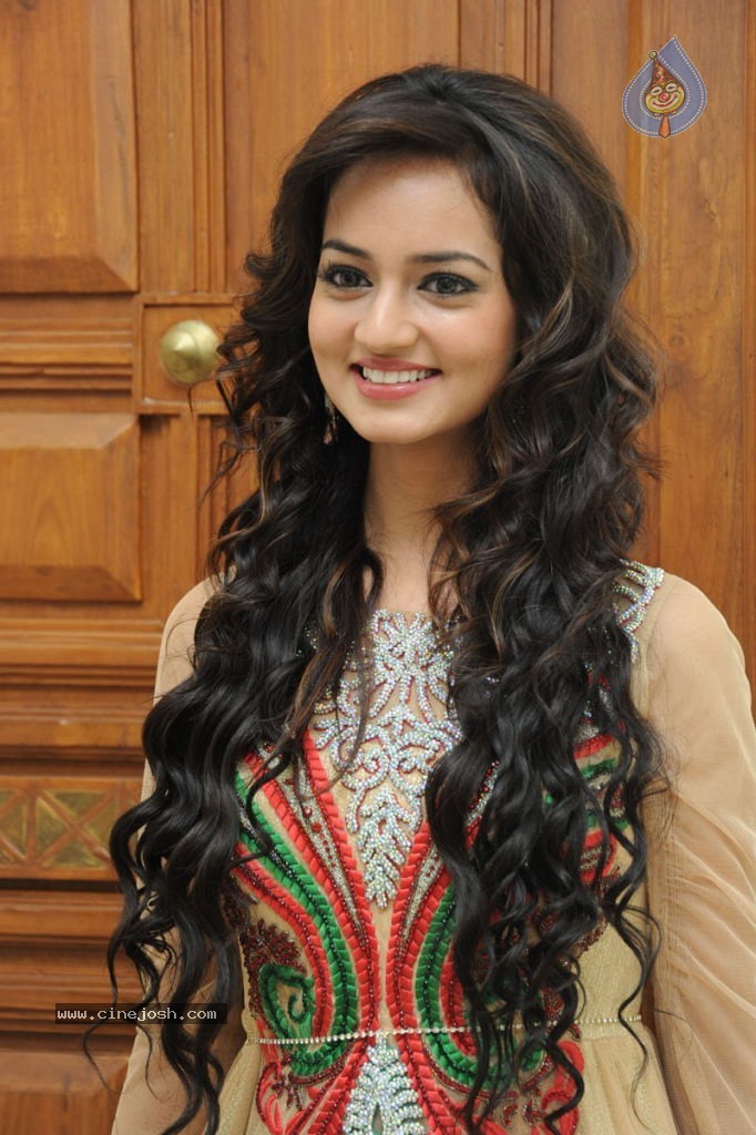 Shanvi Latest Stills - 40 / 51 photos