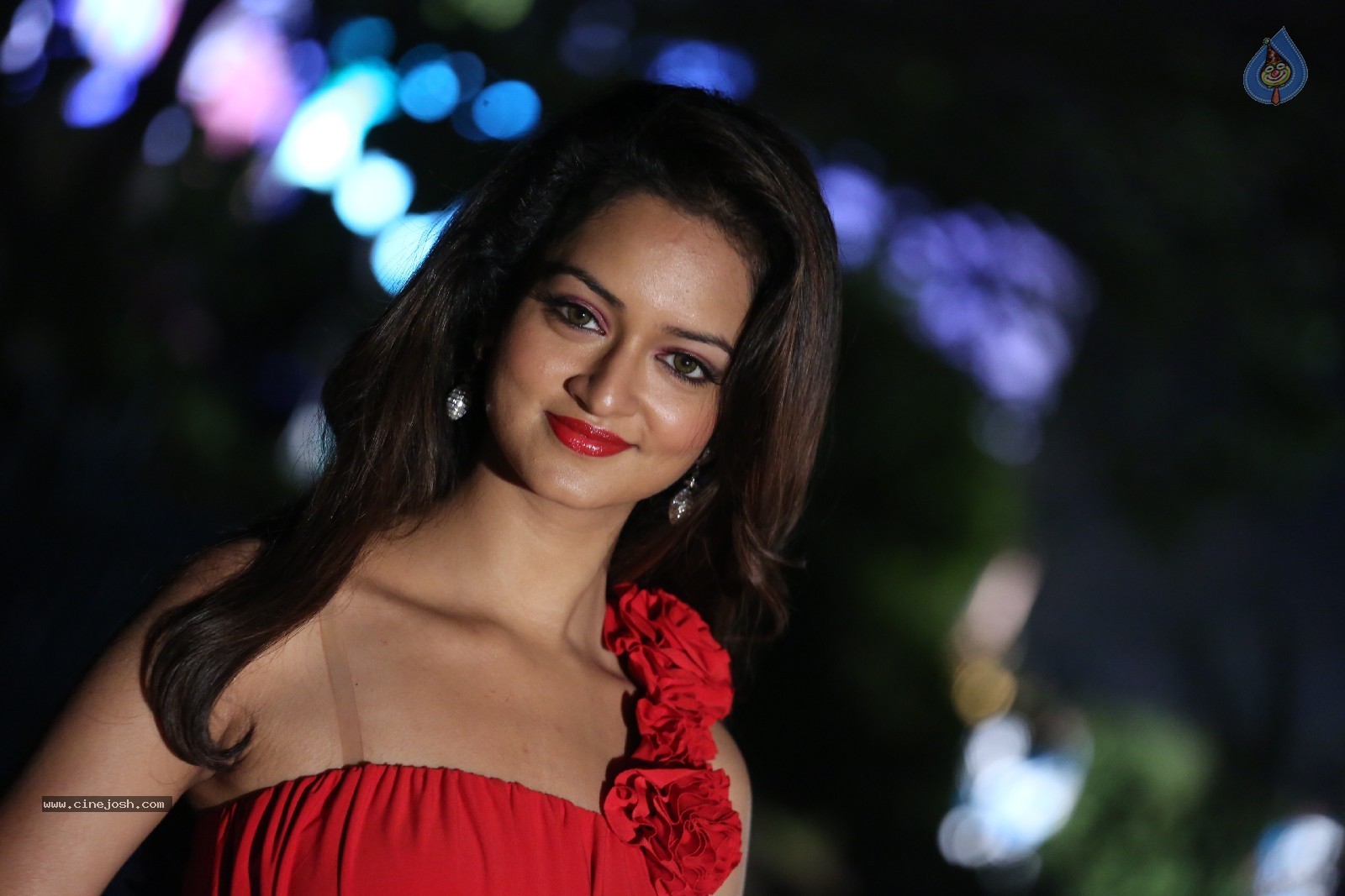 Shanvi New Pics - 51 / 94 photos