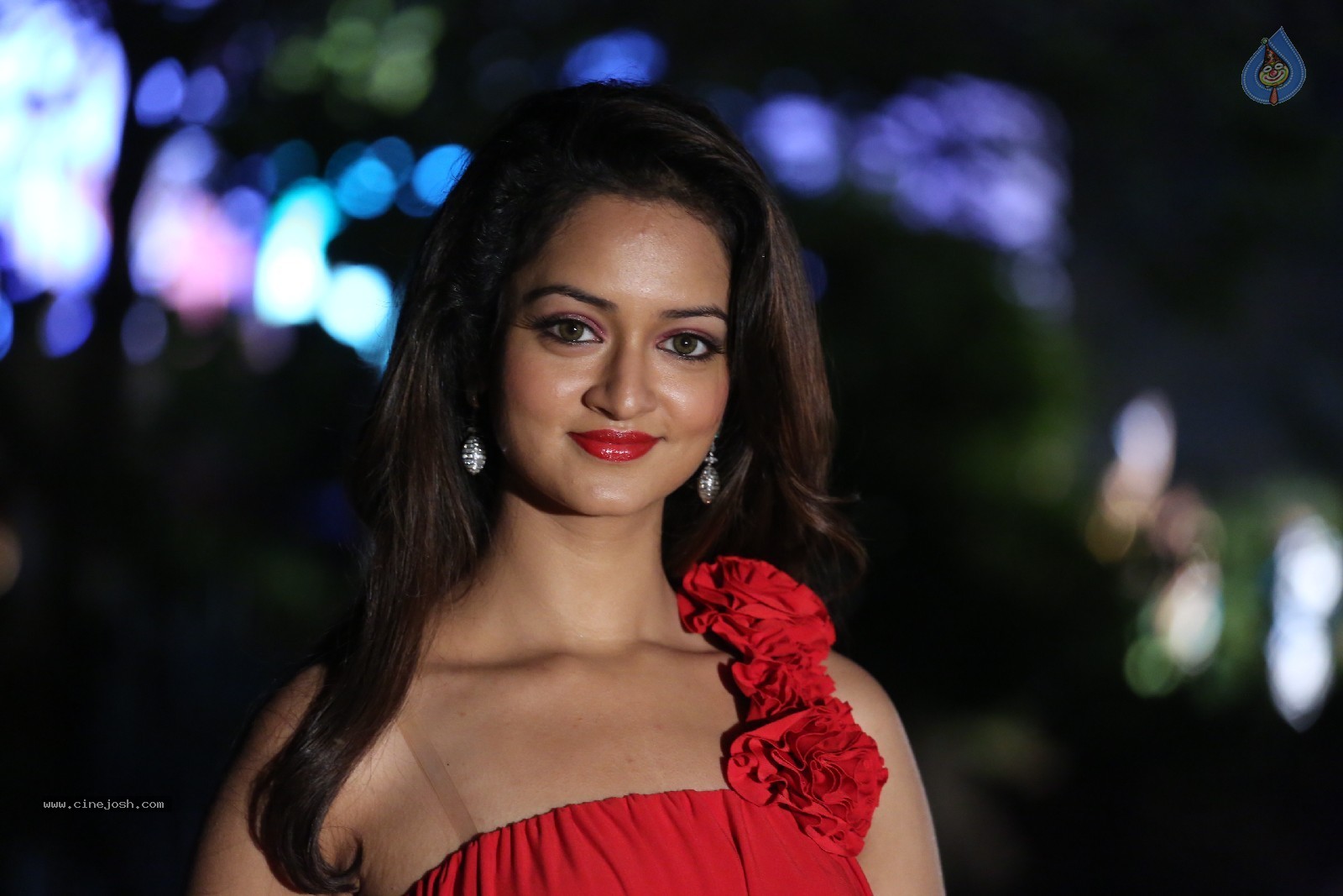 Shanvi New Pics - 84 / 94 photos