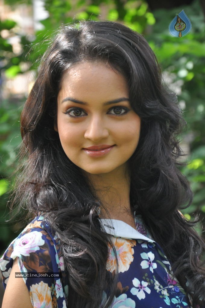 Shanvi New Stills - 21 / 30 photos