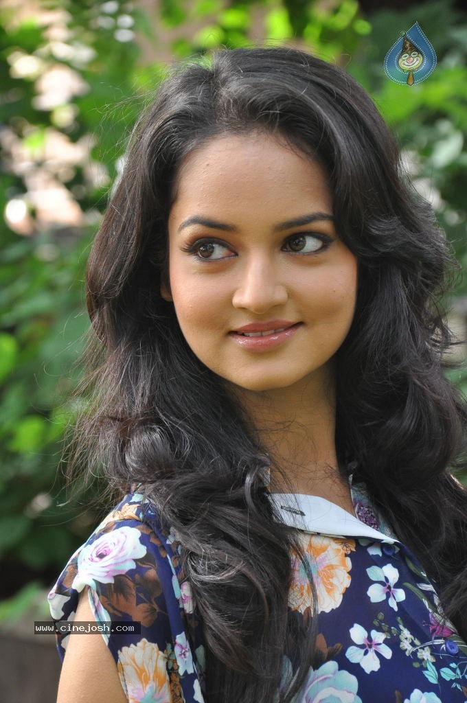 Shanvi New Stills - 27 / 30 photos