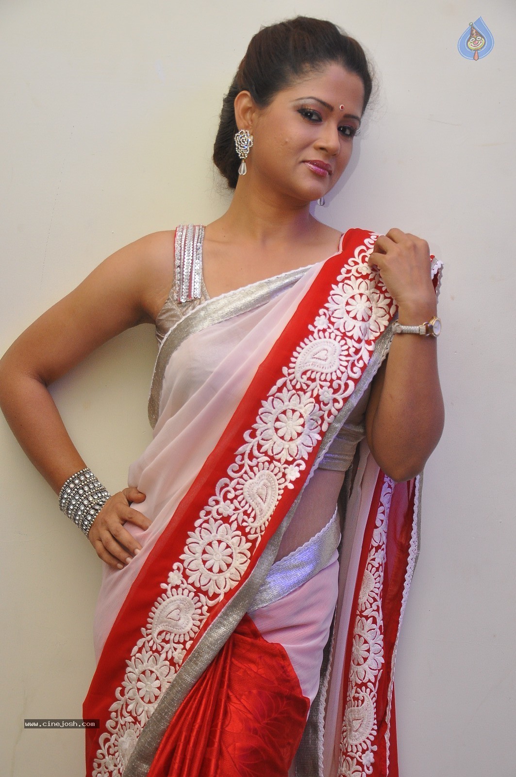 Shilpa Chakravarthy Stills - 52 / 59 photos