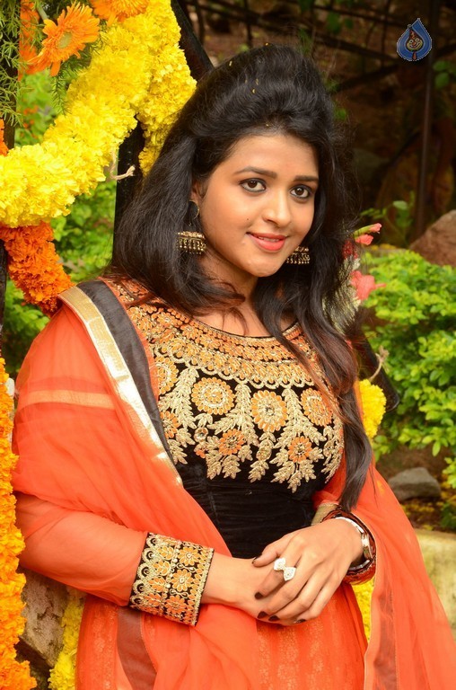 Shilpa Latest Photos - 14 / 32 photos