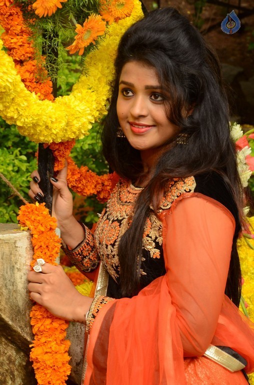 Shilpa Latest Photos - 23 / 32 photos