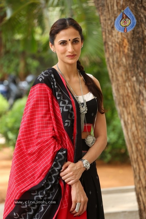 Shilpa Reddy Pics - 19 / 19 photos