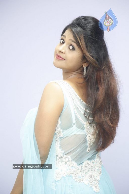 Shilpa Sri Pics - 34 / 49 photos