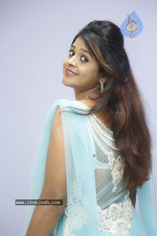 Shilpa Sri Pics - 35 / 49 photos