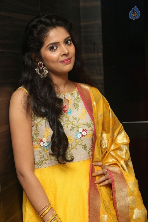 Shravya Latest Photos - 11 / 42 photos