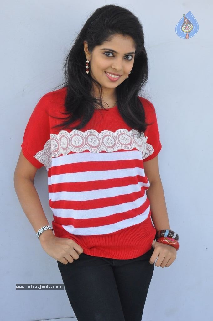 Shravya New Pics - 56 / 106 photos