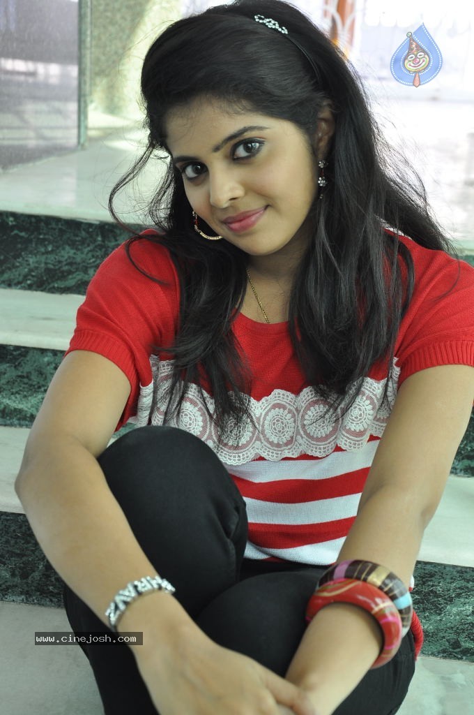 Shravya New Pics - 82 / 106 photos